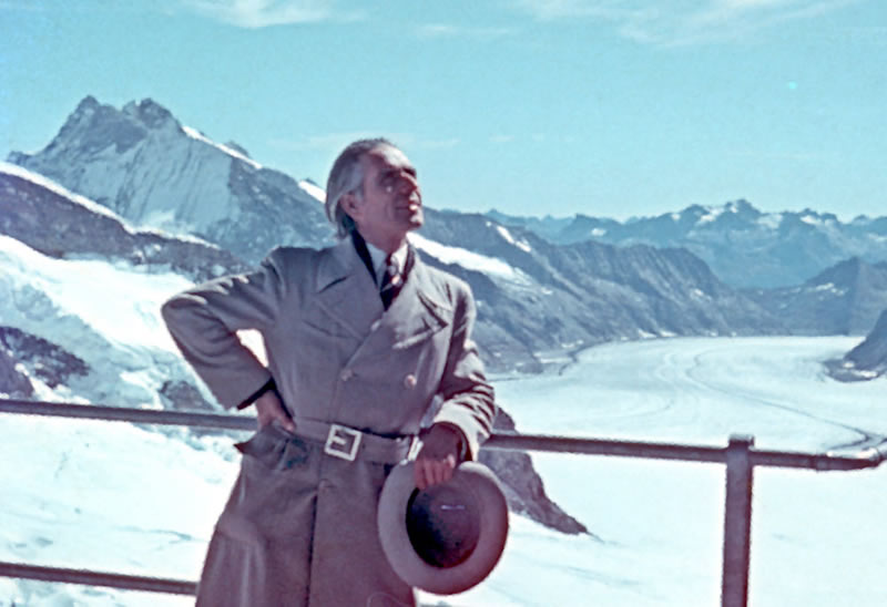 1958 - dans les Alpes, en Suisse